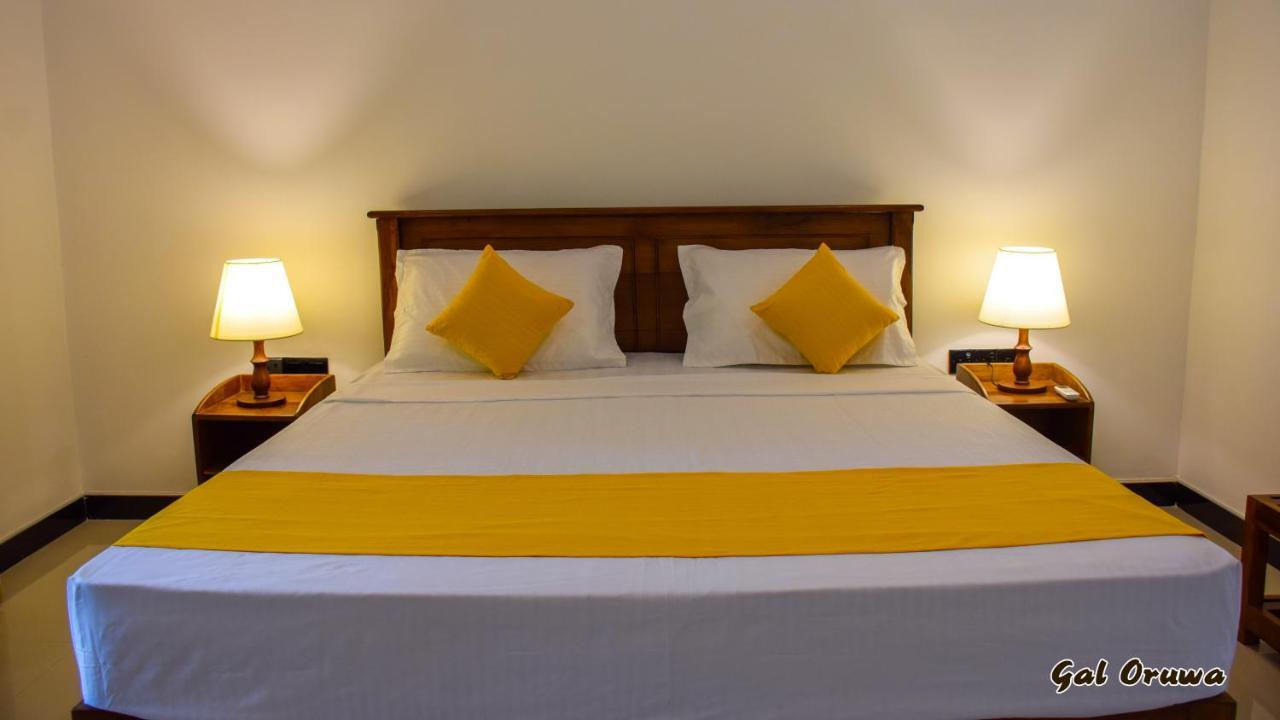 Gal Oruwa Resort ดัมบูลลา ภายนอก รูปภาพ